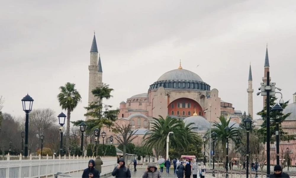 50.000 κρούσματα και 211 θανάτους κατέγραψε η Τουρκία το τελευταίο 24ωρο